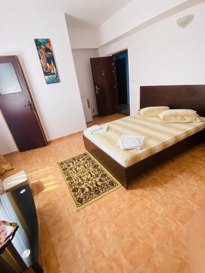 Casa Ana Hotel Букурещ Екстериор снимка